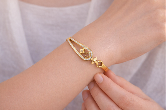 Golden Clover Kada