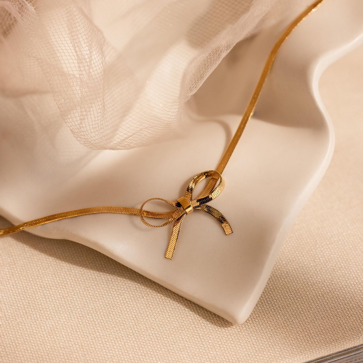 Elegant Bow Choker