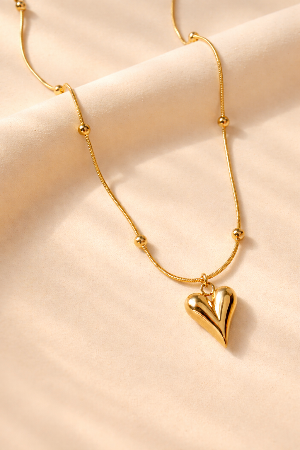 heart beads pendant