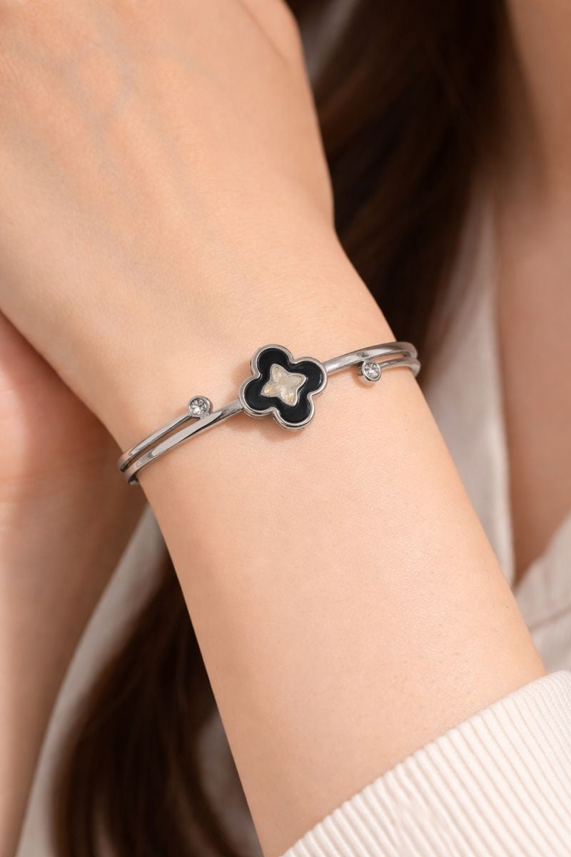 Midnight Clover Silver Kada