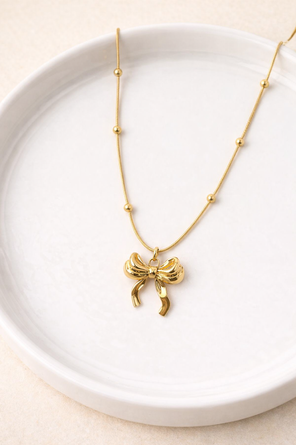 Golden Bow Necklace