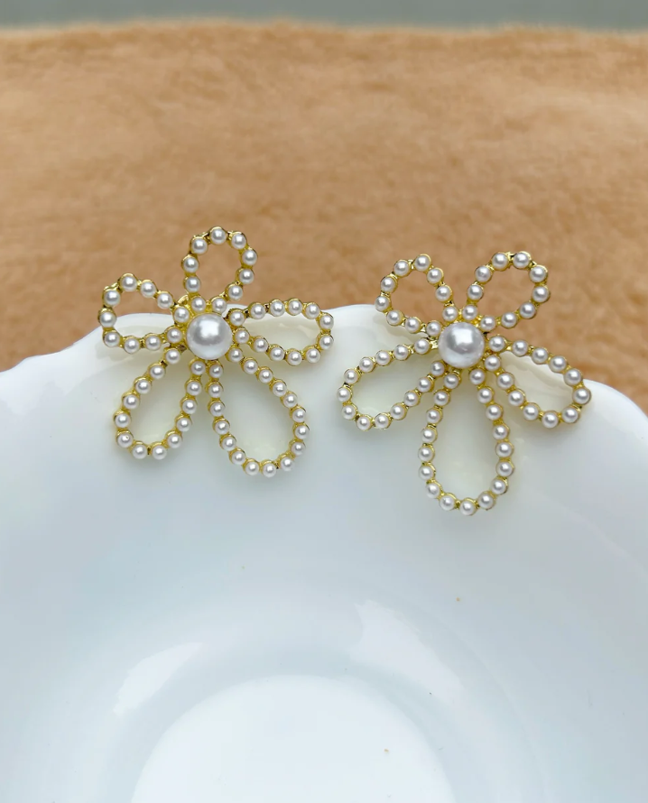 Floral Pearl Earrings