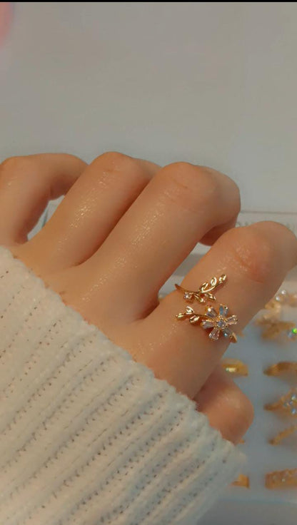 Leaf Flower Ad Ring