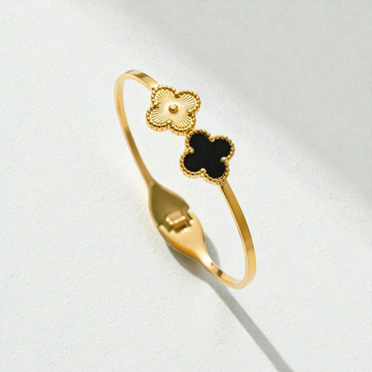 Clover Kada Bracelet
