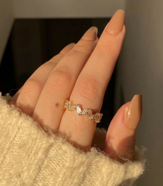 Minimal Baguette Wave Ring